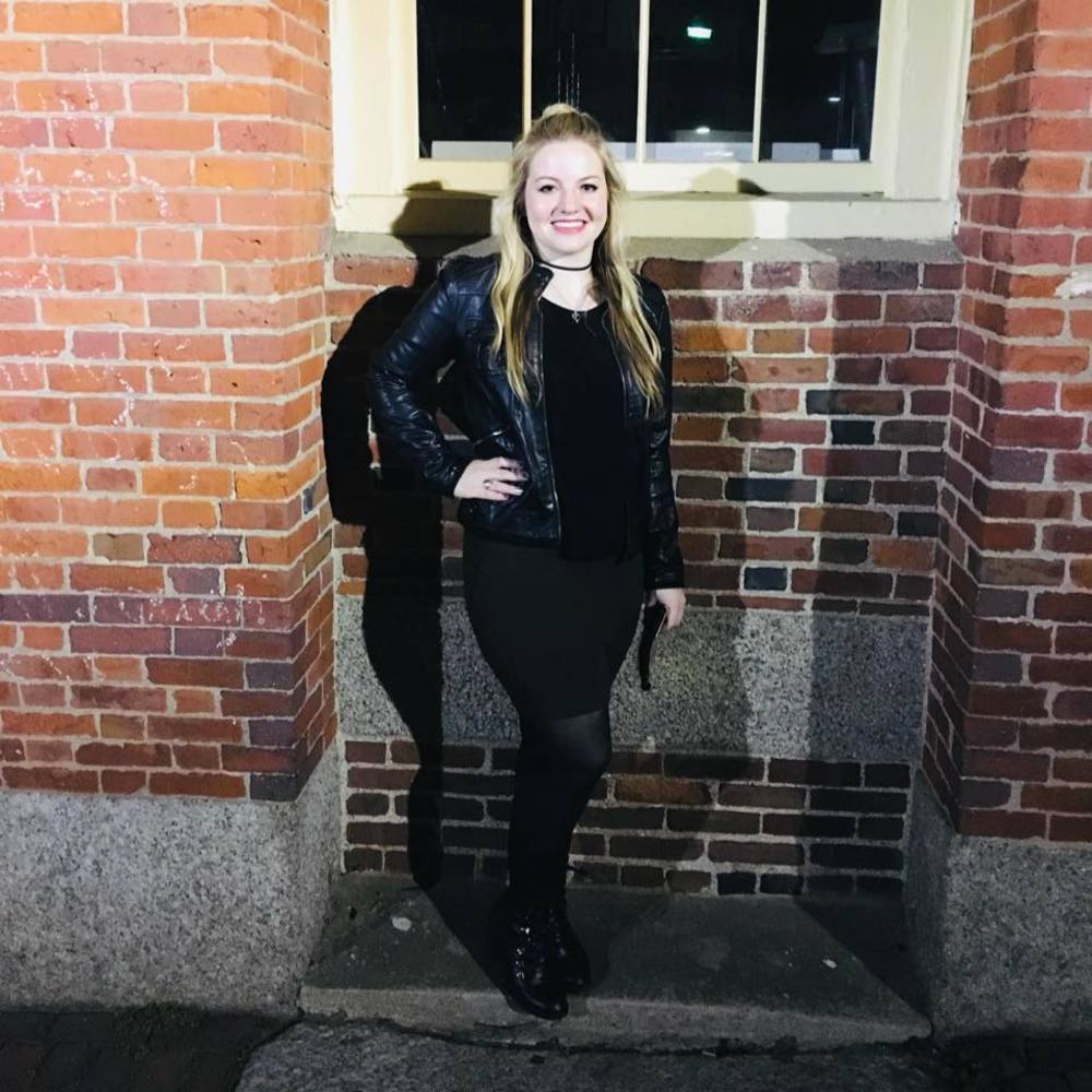 Meet your Posher, Jillian